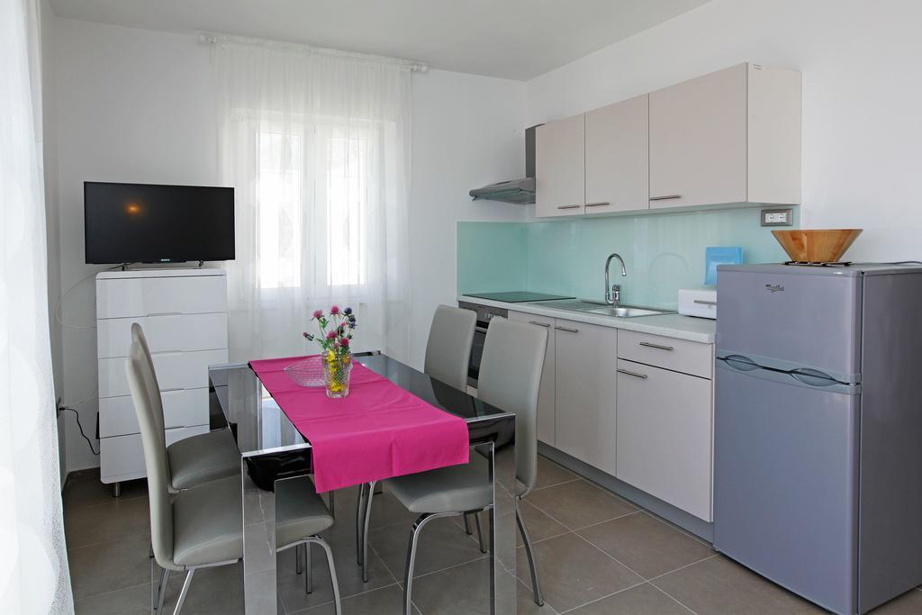 Gornji Humac Adria Apartments מראה חיצוני תמונה