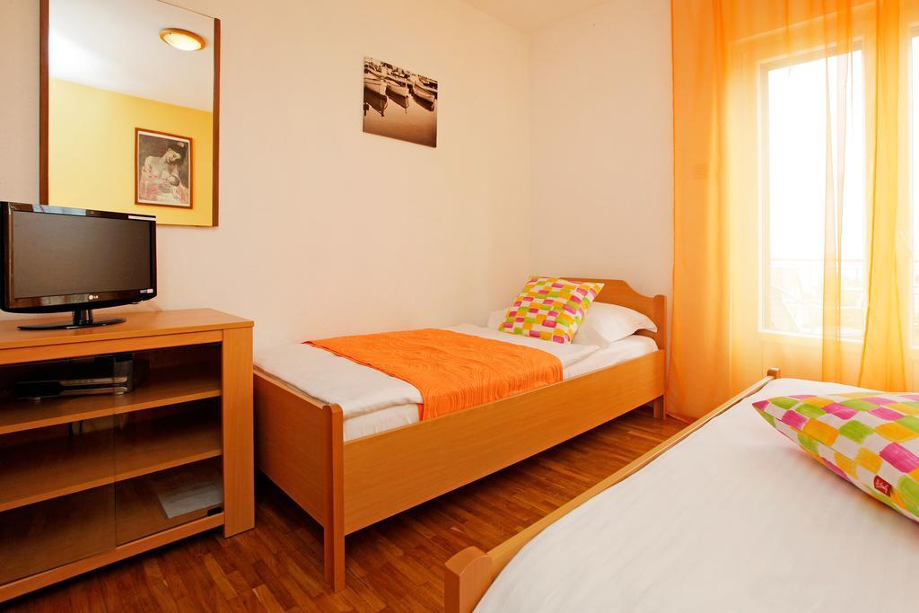 Gornji Humac Adria Apartments חדר תמונה
